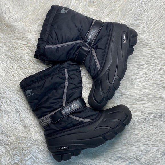 Sorel Youth Flurry Boot - Picture 1 of 5